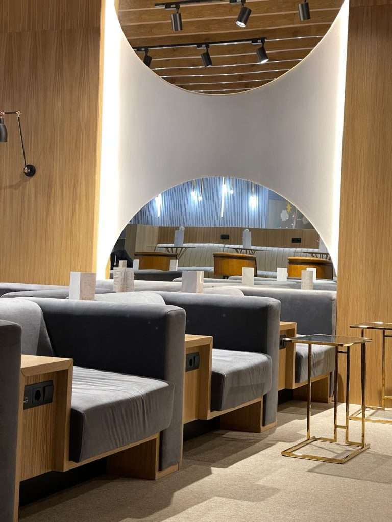 Nuova Vip Lounge all’aeroporto di Catania modern interior
